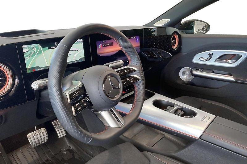 Mercedes-Benz CLA 250+ AMG Premium+ HuD Burm 360 - fotka 6 z 22