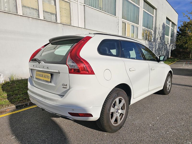Volvo XC60 (2015) D4 AWD TAŽNÉ AUTOMAT - fotka 5 z 17