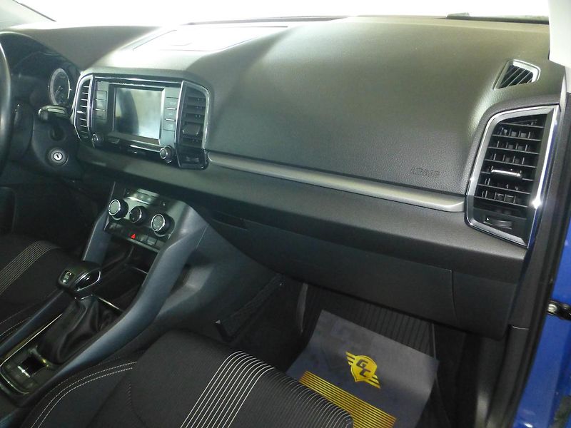 Škoda Karoq (2018) 1,6TDI*PARK.S**ALU***VYHŘ.SED. - fotka 16 z 22