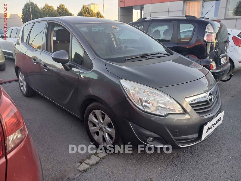 Opel Meriva (2012) 1.4T - fotka 1 z 3