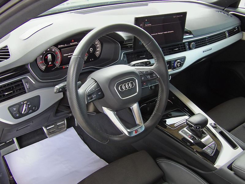 Audi A4 40TFSI quattro Competition+ ČR - fotka 16 z 24