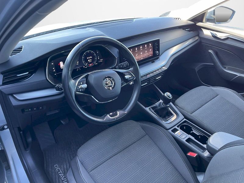 Škoda Octavia (2020) 2.0 TDI 85kW Ambition Plus com - fotka 5 z 35