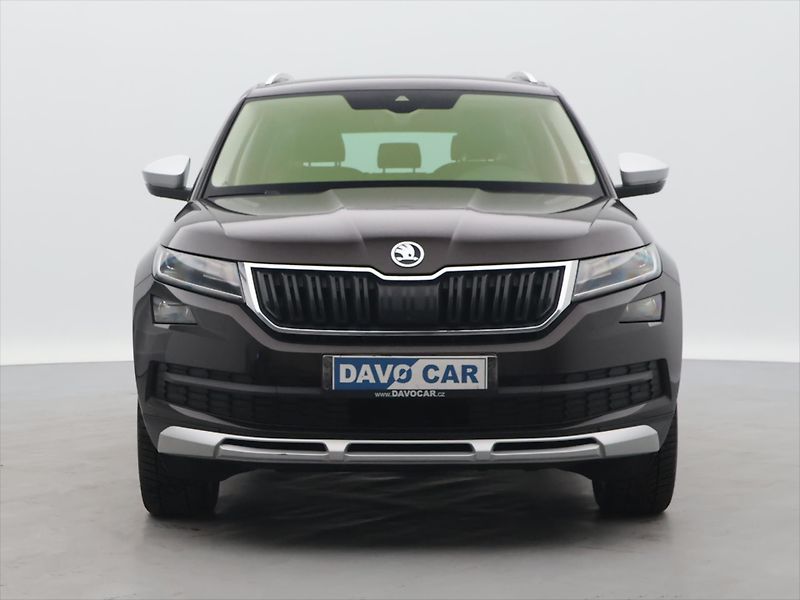 Škoda Kodiaq Scout 2,0 TSI 140kW DSG 4x4 CZ - fotka 2 z 38