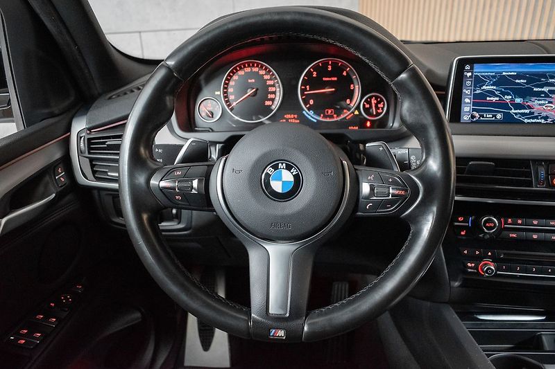 BMW X5 xDrive30d ///MSPORT*ČR*KAMERY - fotka 17 z 42