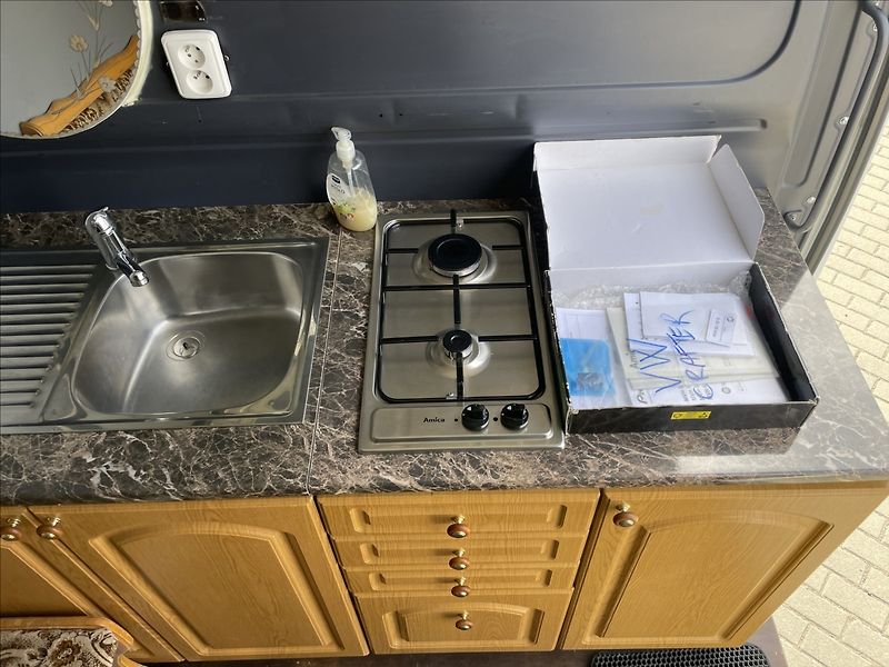 Volkswagen Crafter 2,0 TDi 120kw polointegrovaný - fotka 24 z 42