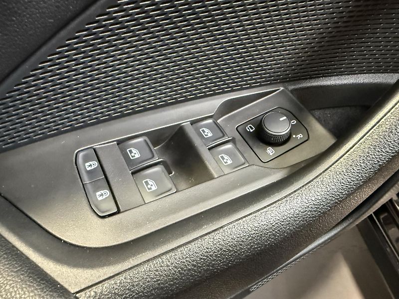 Škoda Octavia 2.0 TDI 110kW DSG Style Combi - fotka 10 z 13