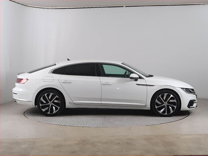 Volkswagen Arteon (2018) R-line 2.0 TDI, Automat - fotka 6 z 19