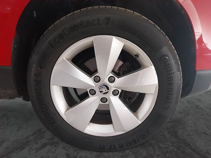 Škoda Karoq (2018) Ambition Plus 1.5 TSI - fotka 15 z 19