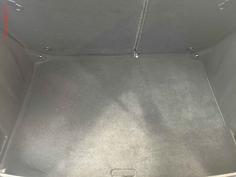 Citroën C4 (2005) 1.6, 1.maj, AAC, tempo - fotka 7 z 14