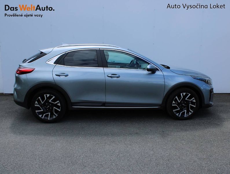 Kia XCeed (2023) 1.5 T-GDI 117kW manuál - fotka 9 z 32