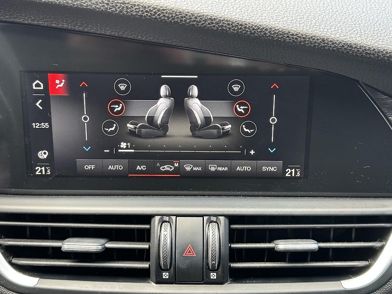 Alfa Romeo Giulia 20-Q2-148KW-FACELIFT-SUPER - fotka 17 z 27