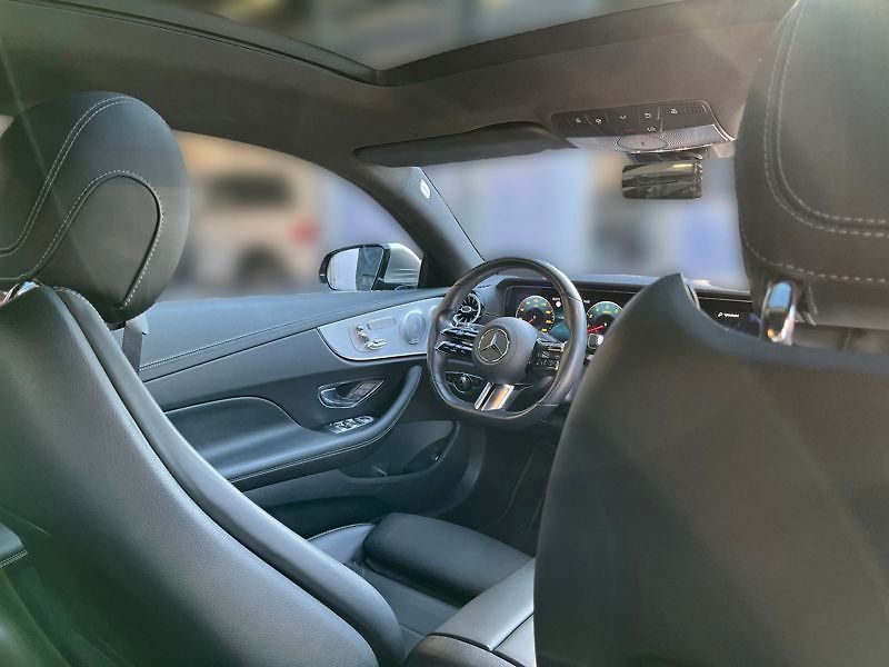 Mercedes-Benz Třídy E Třída E 450 4MATIC kupé AMG Li - fotka 17 z 18