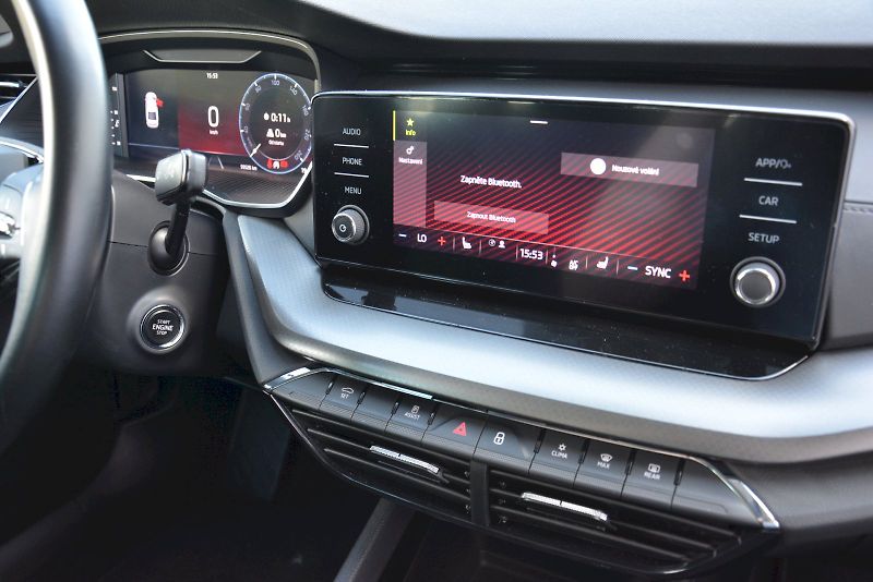 Škoda Octavia (2022) 1.5 TSI Ambition PLUS - fotka 17 z 26