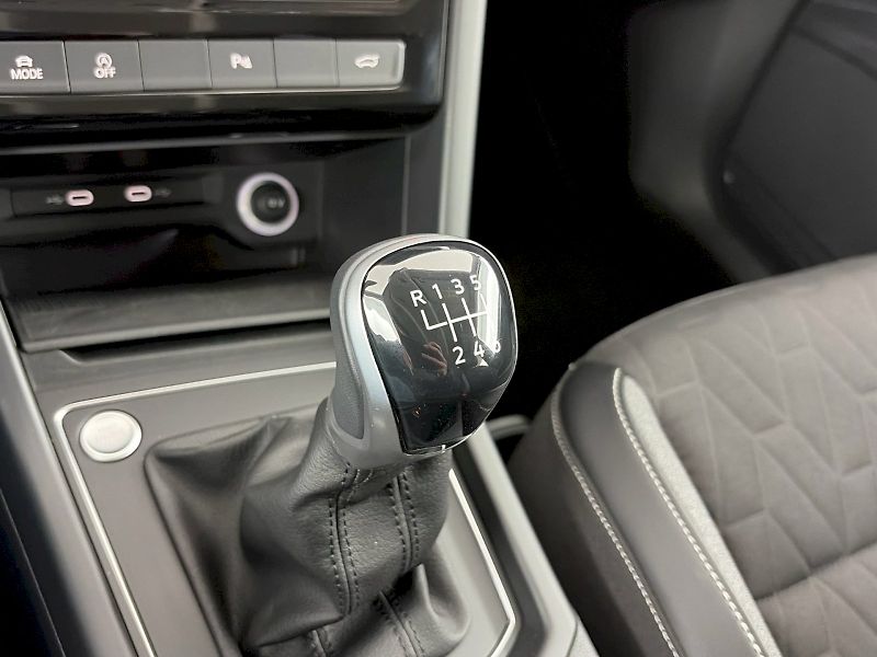 Volkswagen Touran (2025) Comfortline GOAL 1.5 TSI 110kW - fotka 24 z 32