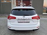 Ford Focus 1.5TDCI Titanium,ČR,1.Majitel - náhled 9