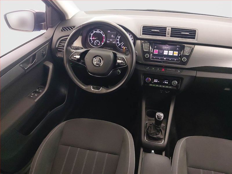 Škoda Fabia (2021) Style 1.0 TSI, Tempomat - fotka 7 z 17