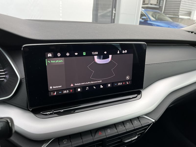 Škoda Octavia 2.0TDi 85kW Selection - fotka 16 z 23