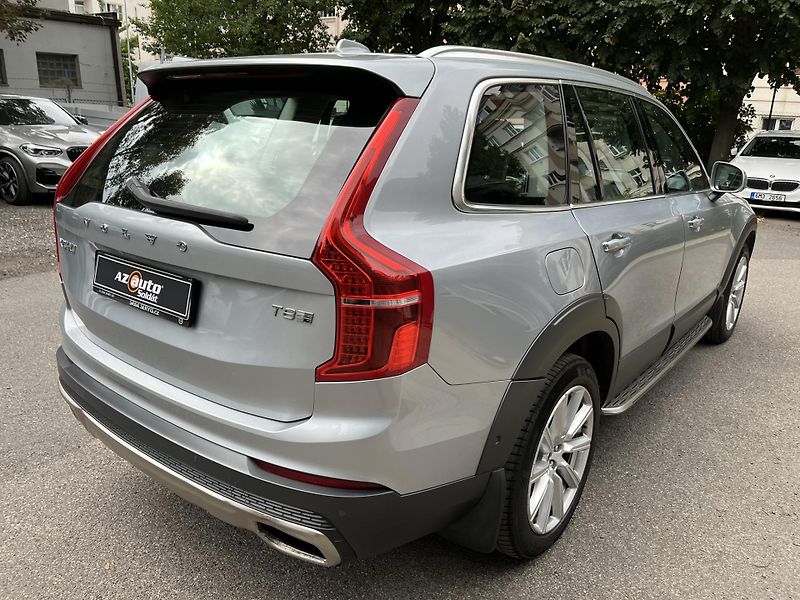 Volvo XC90 (2016) T8 AWD TWIN-ENGINE INSCRIPTION - fotka 9 z 47