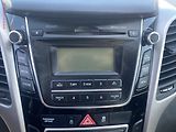 Hyundai i30 (2016) 1.6GDi, ČR, AC, tempo - náhled 11
