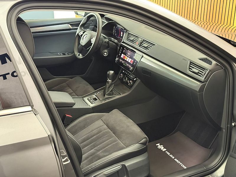 Škoda Superb 2.0TDI 110kW LED Webasto Tažné - fotka 13 z 40