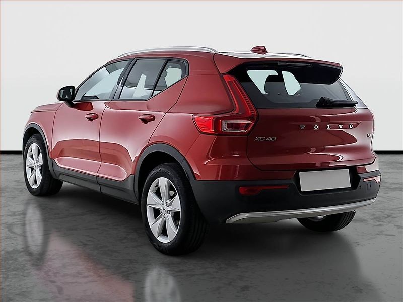 Volvo XC40 (2023) T2 - fotka 4 z 21