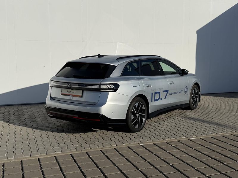 Volkswagen ID.7 Tourer (2026) Pro People 77kWh - fotka 2 z 24