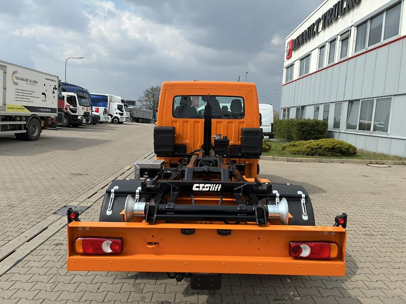 Renault Master (2026) NATAHOVÁK KONTEJNERŮ - fotka 4 z 15