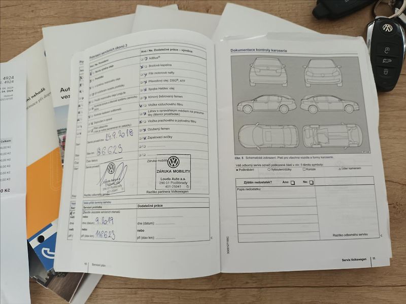 Volkswagen Touareg 3,0 TDI 193Kw,R-Line,ČR,TAŽNÉ, - fotka 42 z 50
