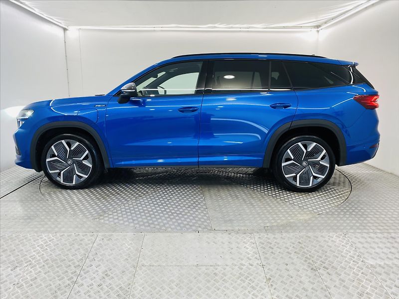 Škoda Kodiaq 1,5 TSI 150kW iV SportLine - fotka 3 z 26