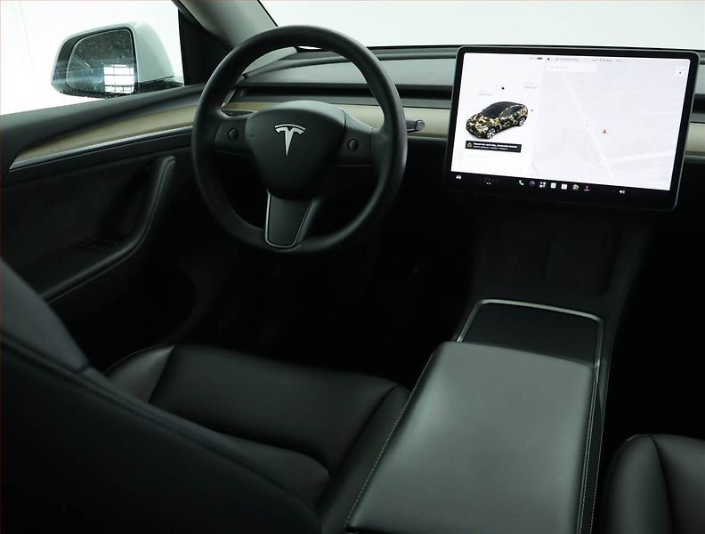 Tesla Model Y (2021) Long Range AWD 79kWh, SoH 92% - fotka 7 z 21