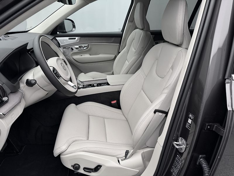 Volvo XC90 (2026) B5 AWD AUT BRIGHT ULTRA 7 míst - fotka 3 z 28