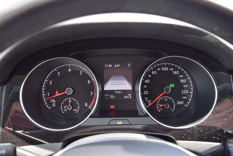 Volkswagen Golf Sportsvan (2020) 1.5TSI 110kw DSG 7° HIGHLINE  - fotka 34 z 50