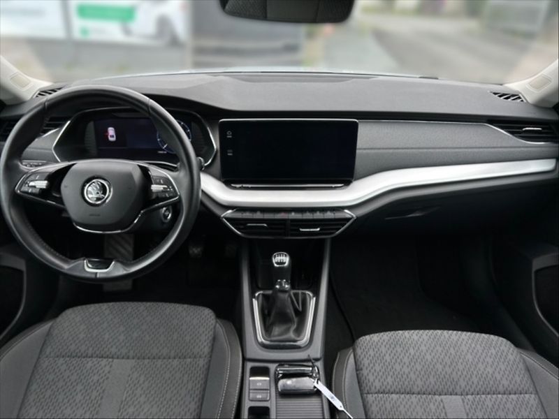 Škoda Octavia 1,5 TSI 110 Style - fotka 9 z 11