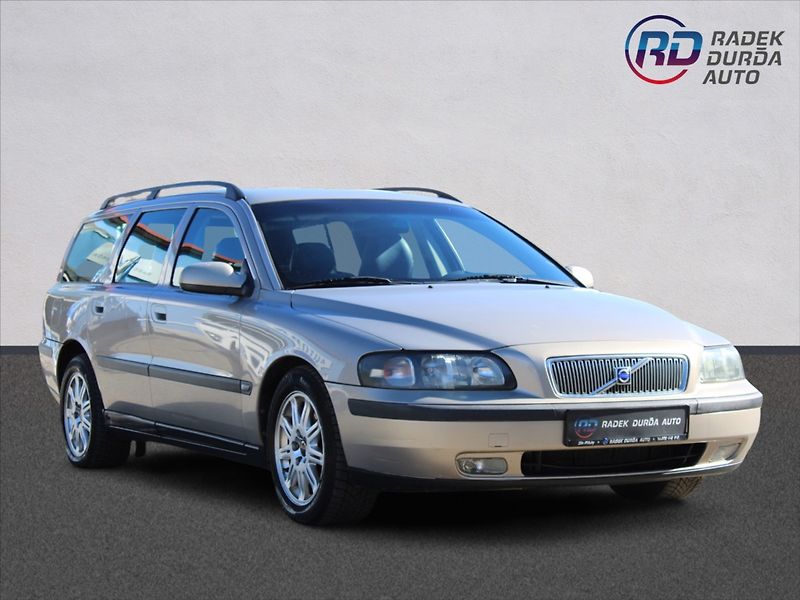 Volvo V70 2,4 D  NOVÉ V ČR,1.MAJITEL - fotka 3 z 18