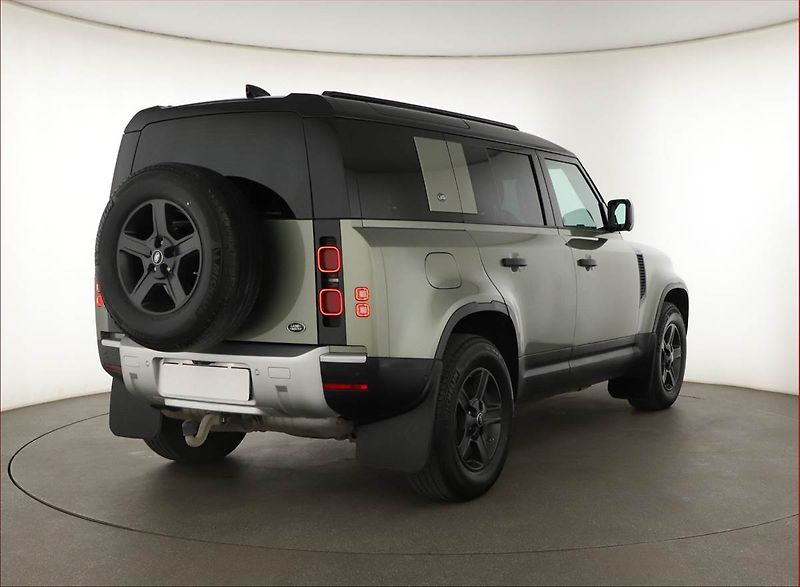 Land Rover Defender (2021) D200 AWD - fotka 5 z 21