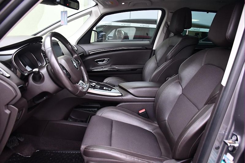 Renault Espace 1.6dCi 118kW - fotka 13 z 38