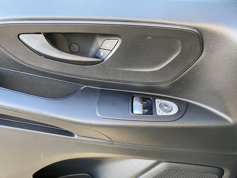 Mercedes-Benz Vito 116 CDI/L Tourer Base - fotka 17 z 23