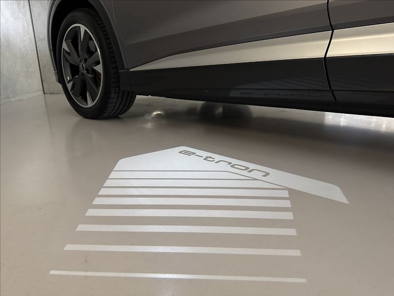 Audi Q4 e-tron 150kW S-Line LED Kamera - fotka 44 z 45
