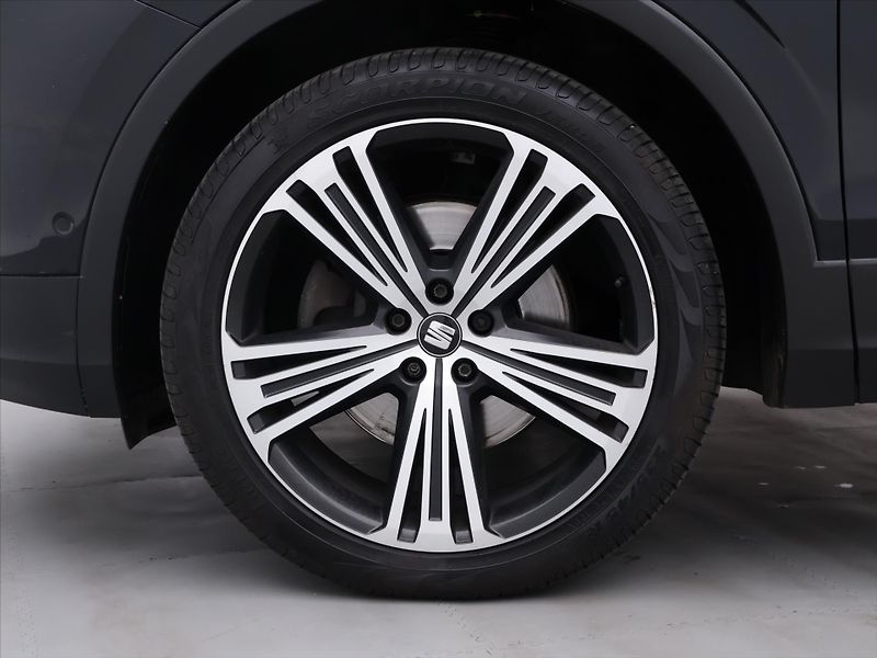 Seat Tarraco 2,0 TDI 140kW 4WD Xcellence DS - fotka 36 z 43