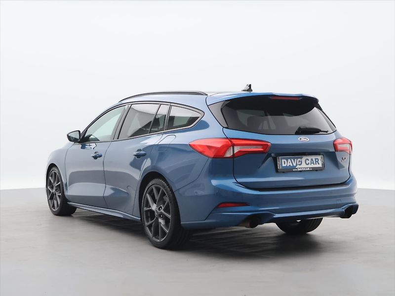 Ford Focus 2,3 ST 206kW Panorama - fotka 5 z 31