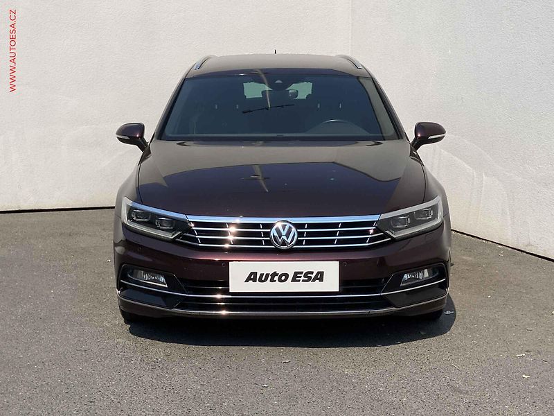 Volkswagen Passat (2016) 2.0 TDi 4Motion, R-Line, DSG - fotka 2 z 20