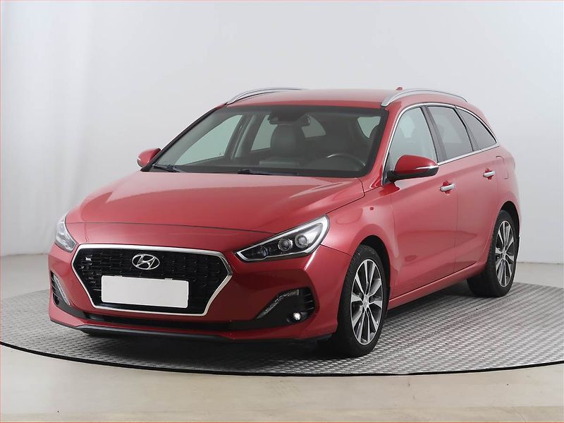 Hyundai i30 (2018) 1.4 T-GDI, Automat, Serv.kniha - fotka 2 z 18