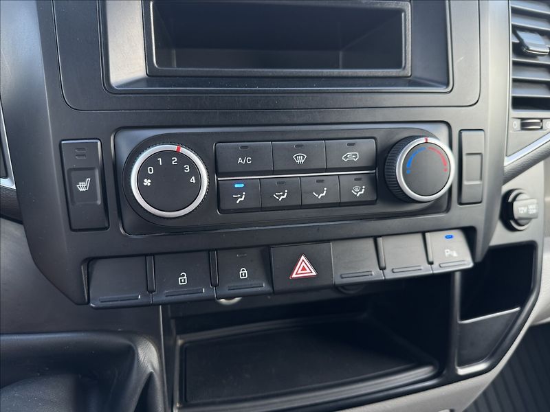 Hyundai H 350 2,5 DPH VÝHŘEV LONG ČR TAŽNÉ - fotka 21 z 36