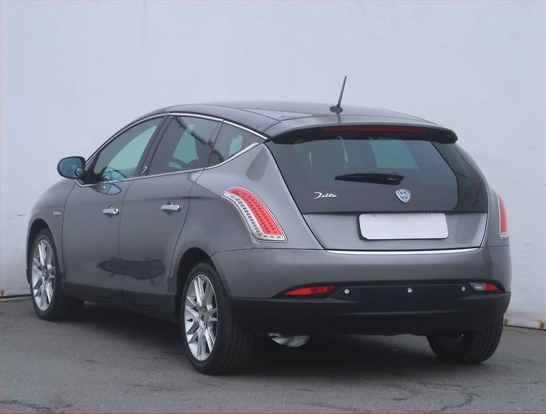 Lancia Delta (2010) 1.6 JTD, Automat, po STK - fotka 4 z 18