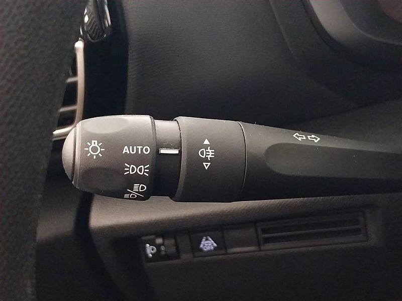 Citroën C4 (2024) 1.2 PureTech, ČR,1.maj - fotka 18 z 18