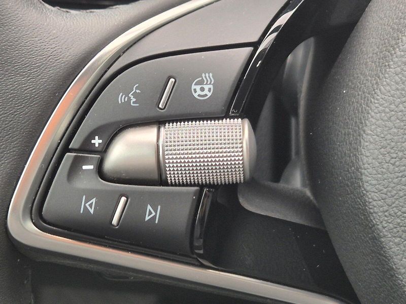 Škoda Octavia (2025) kombi Top Selection 1.5 TSI 11 - fotka 32 z 36