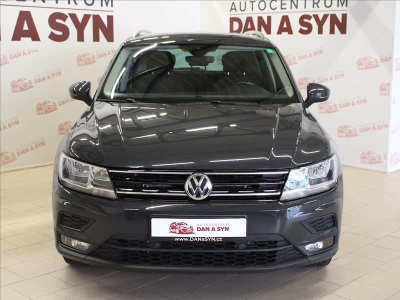 Volkswagen Tiguan 2,0 TSI 132KW DSG 1.majitel - fotka 2 z 40