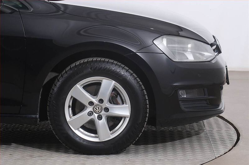 Volkswagen Golf (2013) 1.2 TSI, Automat, Serv.kniha - fotka 15 z 21