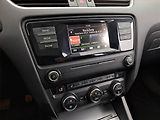 Škoda Octavia (2015) 1.6 TDI, Serv.kniha, Xenony - náhled 14