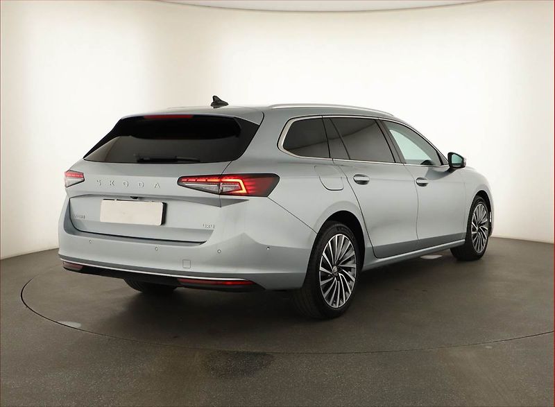 Škoda Superb (2024) Laurin&Klement 2.0 TDI - fotka 5 z 22